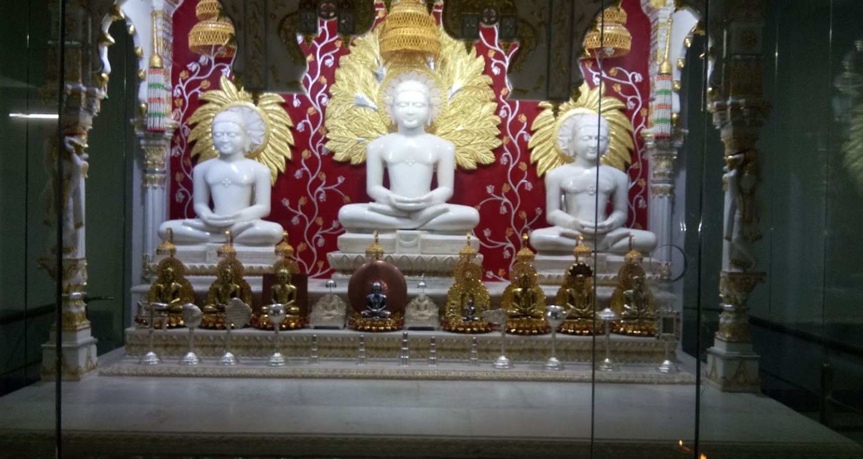 Shri Chandraprabhu Digamber Jain Mandir, Durga Colony, Guna (M.P.) image 1