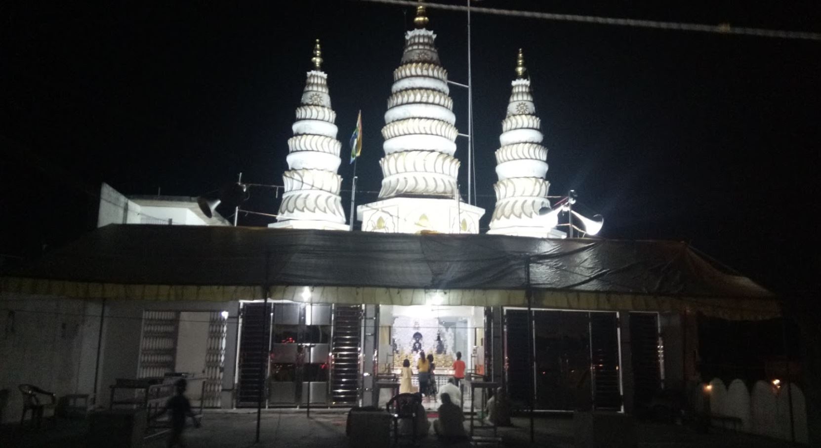 Shri Chandraprabhu Digamber Jain Mandir, Durga Colony, Guna (M.P.) image 2
