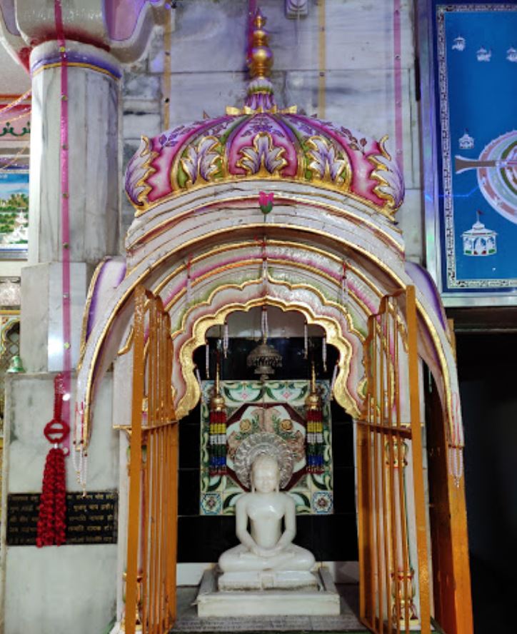 Shri 1008 Adinath Digamber Jain Bada Mandir, Ranapur, District - Jhabua (M.P.) image 7