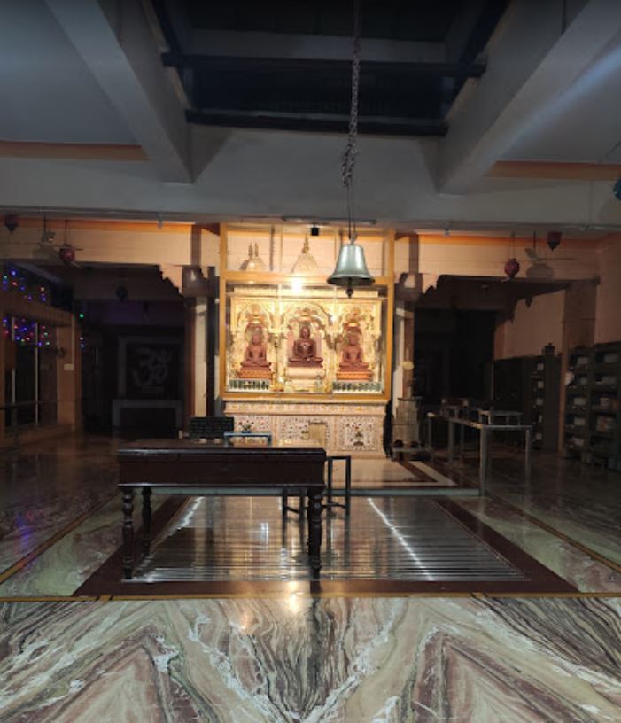 Shri Chandraprabh Digamber Jain Mandir, Gandhi Ganj, Katni (M.P.) image 3