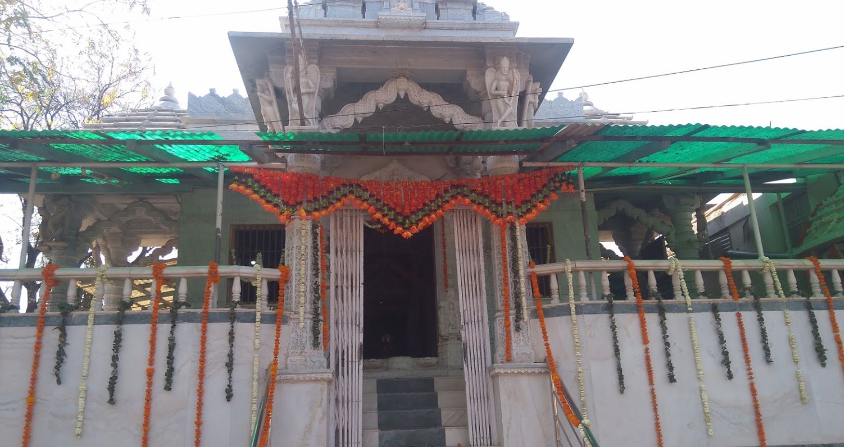 Shri Munisuvratnath Shwetamber Jain Mandir, Civil Lines, Katni (M.P.) image 1