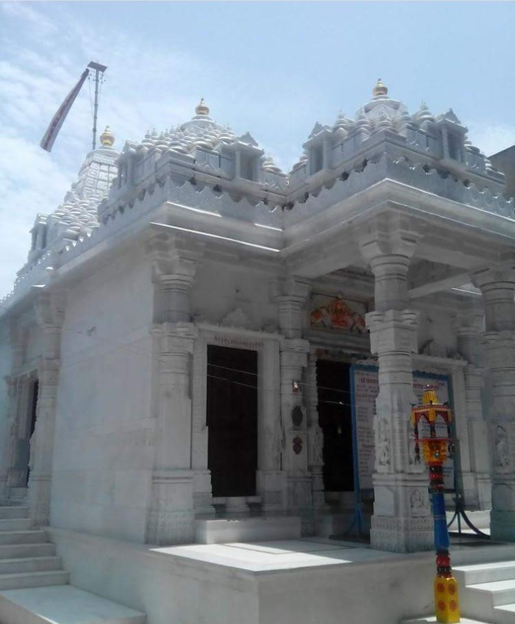 Shri Shwetamber Jain Mandir, Ghanta Ghar Chowk, Khandwa (Madhya Pradesh) image 1