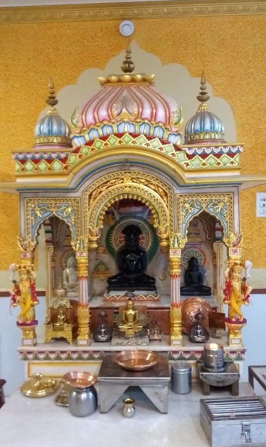 Shri Digamber Jain Mandir, Balsamund, District - Khargone (M.P.) image 3