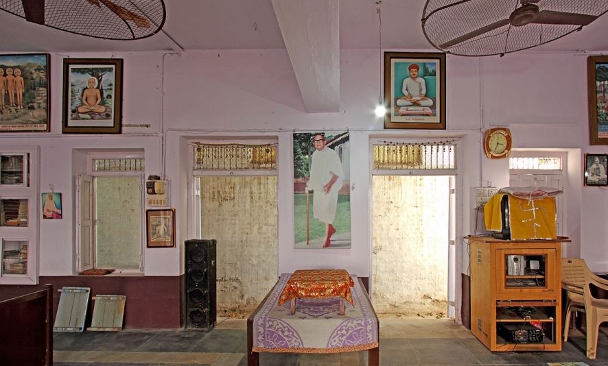 Shri Simandhar Samavsaran Jin Mandir, Sanawad, District - Khargone (Madhya Pradesh) image 4
