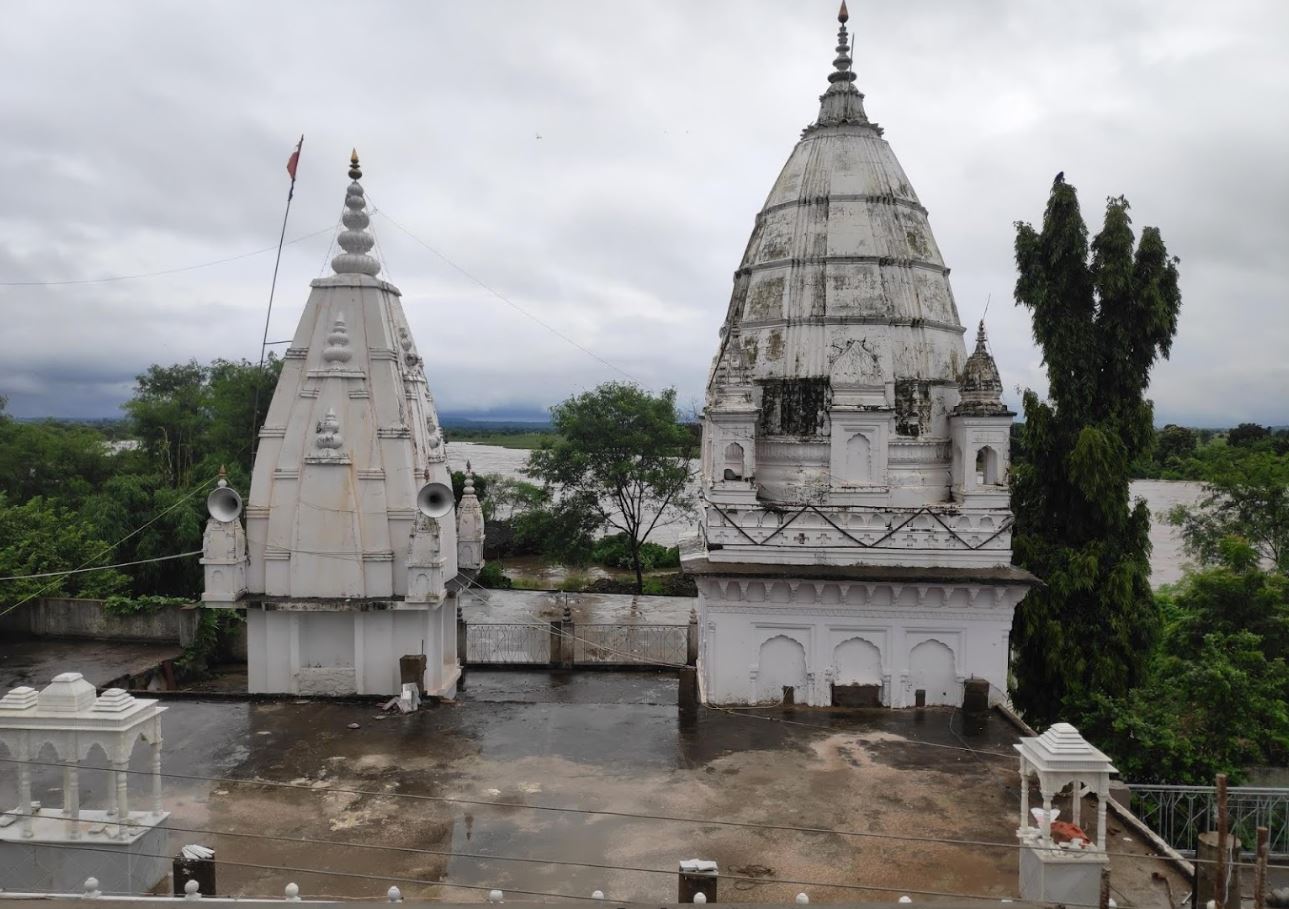 Shri Digamber Jain Mandir, Pindrai, District - Mandla (Madhya Pradesh) image 1