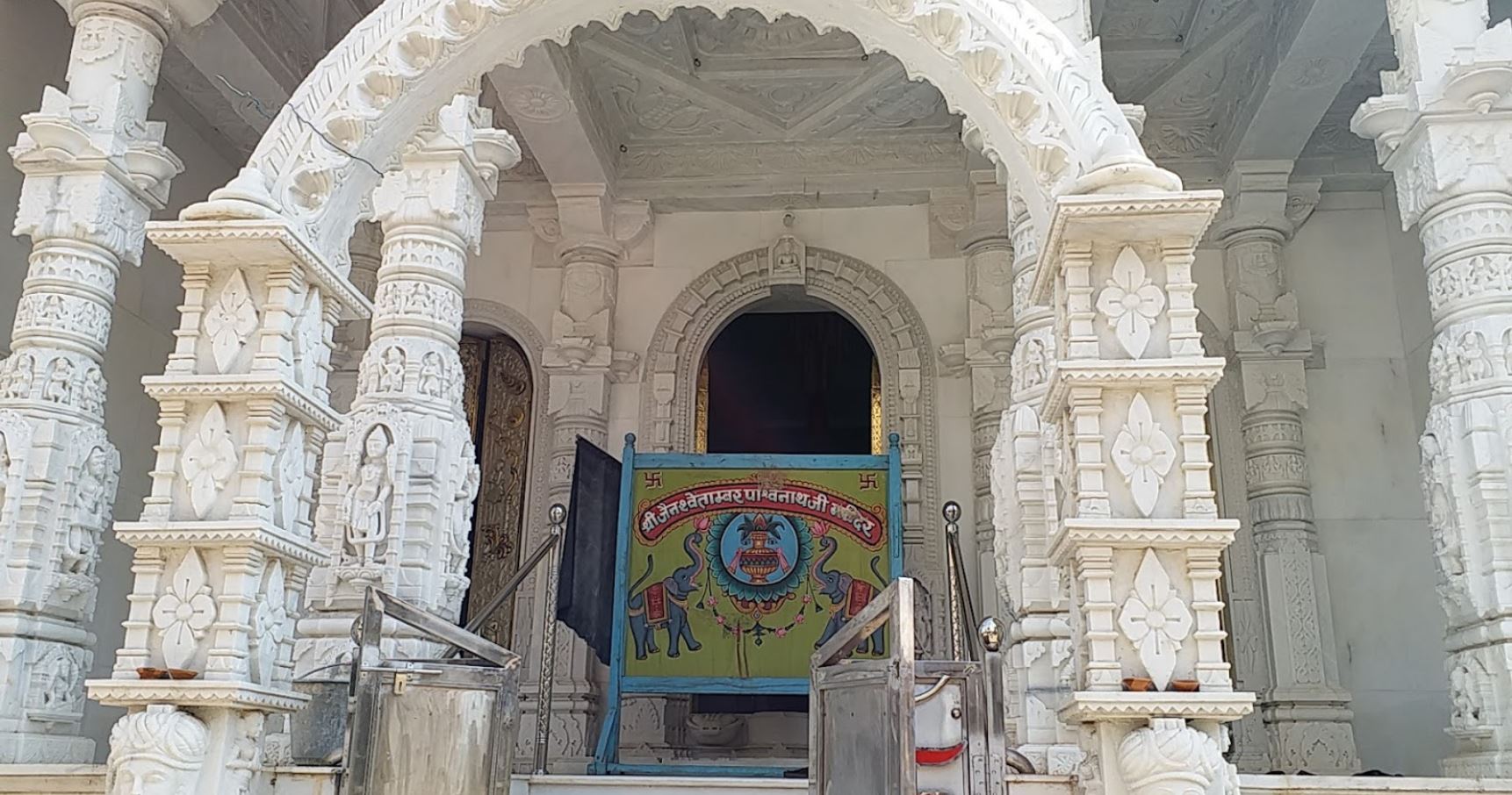 Shri Jain Shwetamber Parshvnath Ji Mandir, Purana, Manasa, District - Neemuch (M.P.) image 1