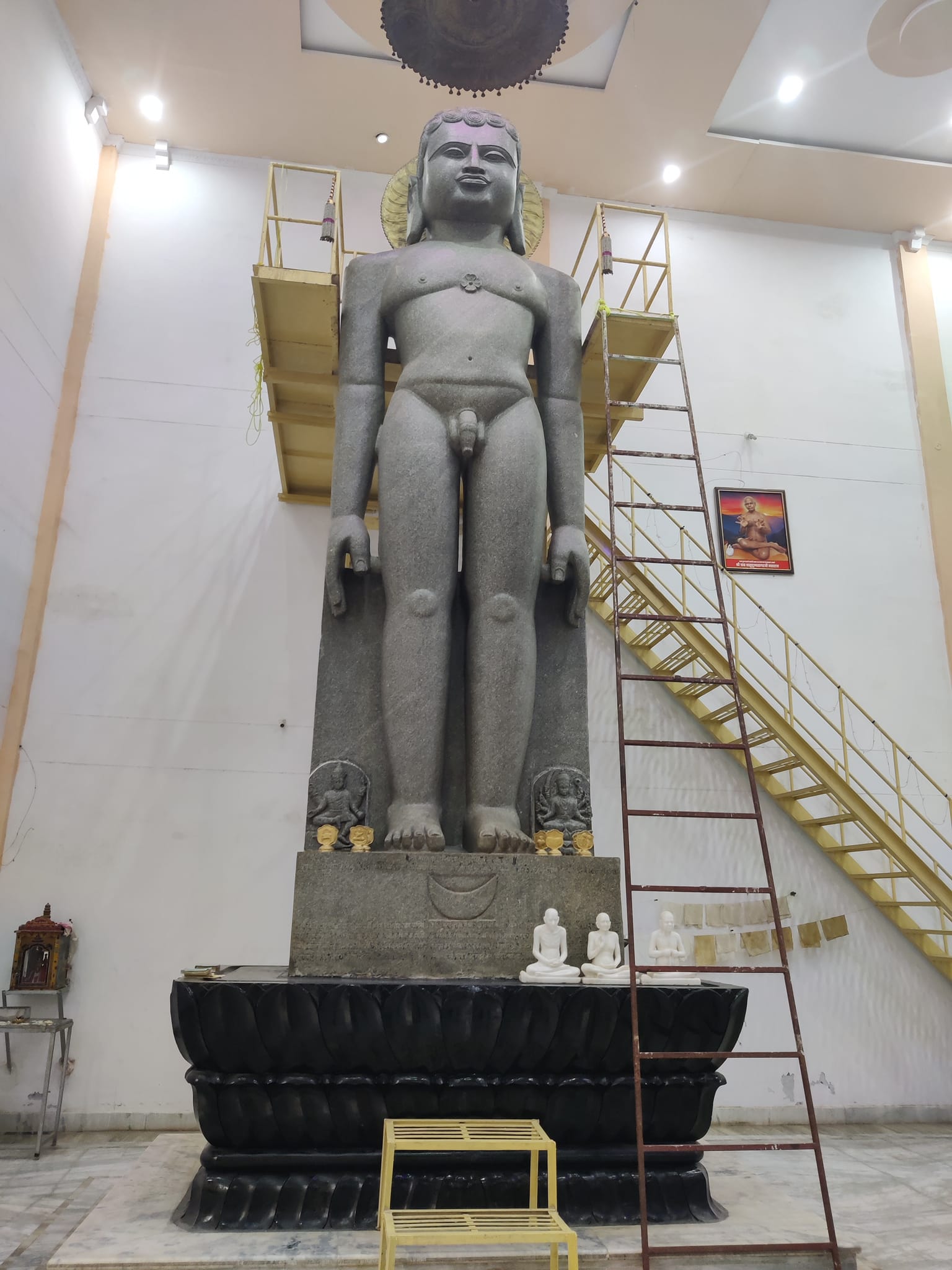 Shri Padamprabh Digamber Jain Mandir, Maheba, District - Panna (M.P.) image 4