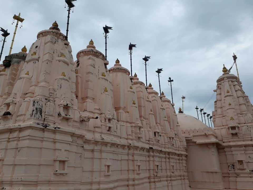 Shri 1008 Chandraprabhu Digamber Jain Bavan Jinalaya Atishaya Kshetra, Bhiloda, District-Arvali (Gujarat) image 2