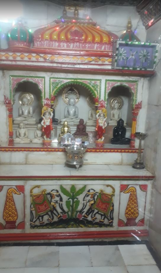 Shri Parshvnath Digamber Jain Mandir, Khujner, District - Rajgarh (Madhya Pradesh) image 2
