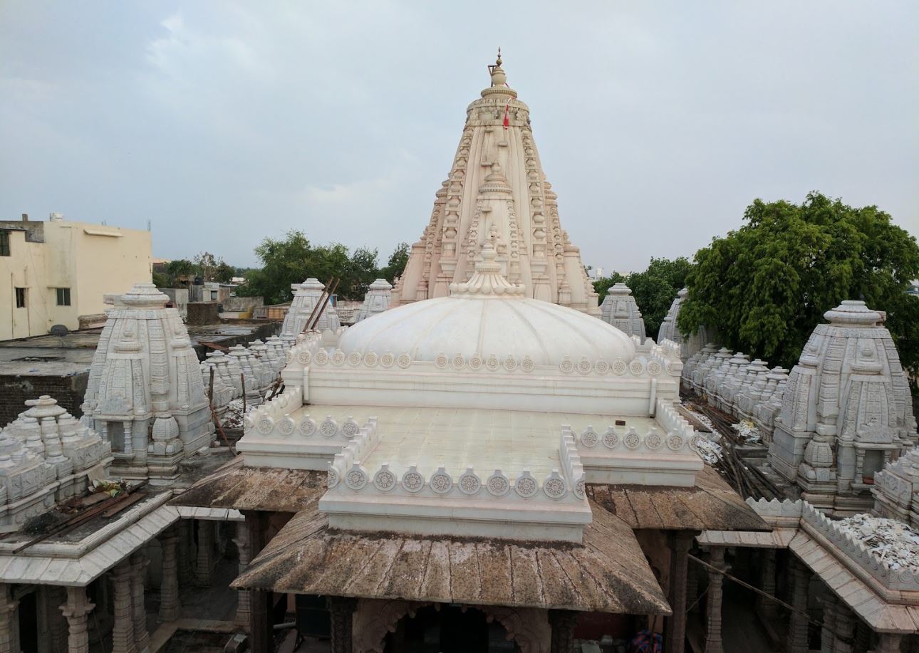 Shri Adinath Jain Shwetamber Baba Sa Ka Mandir, Bohra Baakhal, Ratlam (M.P.) image 2