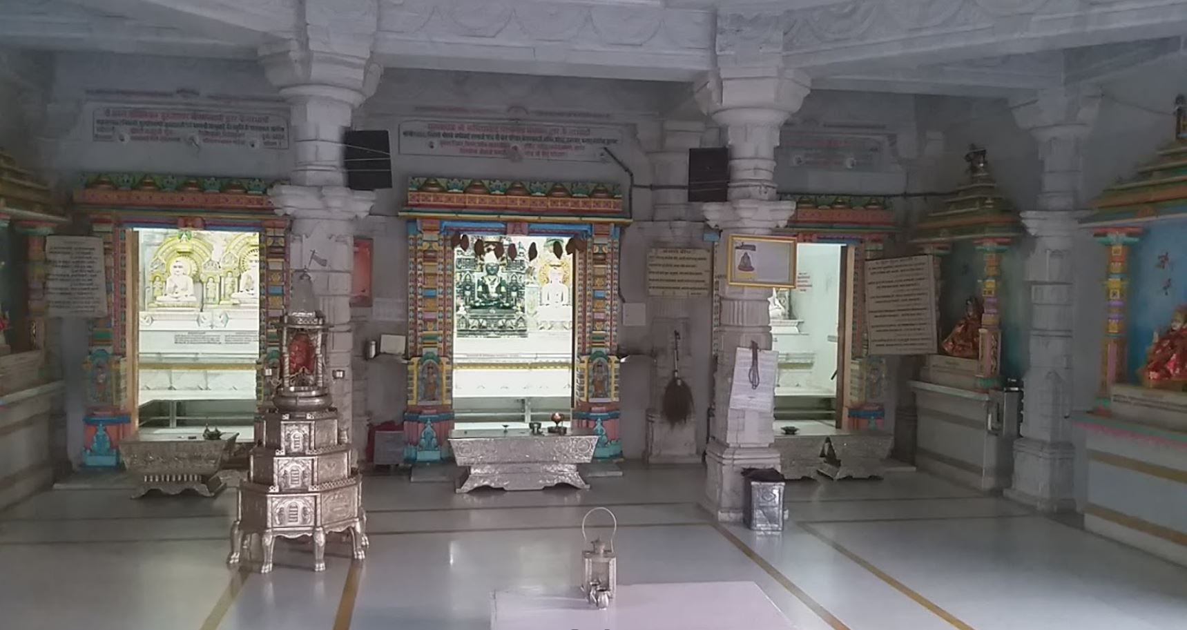 Shri Ruchi Pramod Parshvnath Jain Shwetamber Mandir, Sagod Road, Tata Nagar, Ratlam (M.P.) image 2