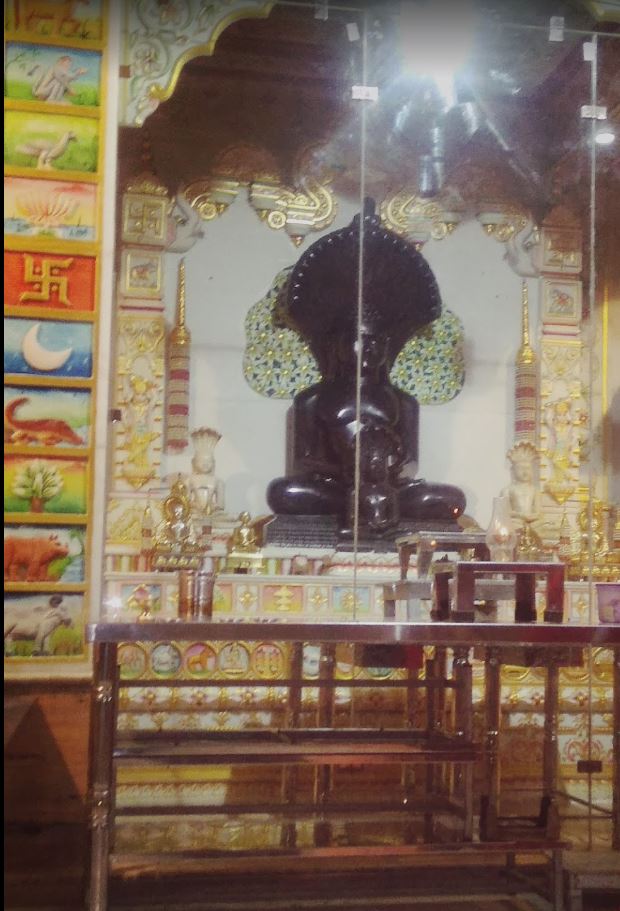 1008 Shri Parshvnath Digambar Jain Mandir, Malthone, District - Sagar (M.P.) image 2