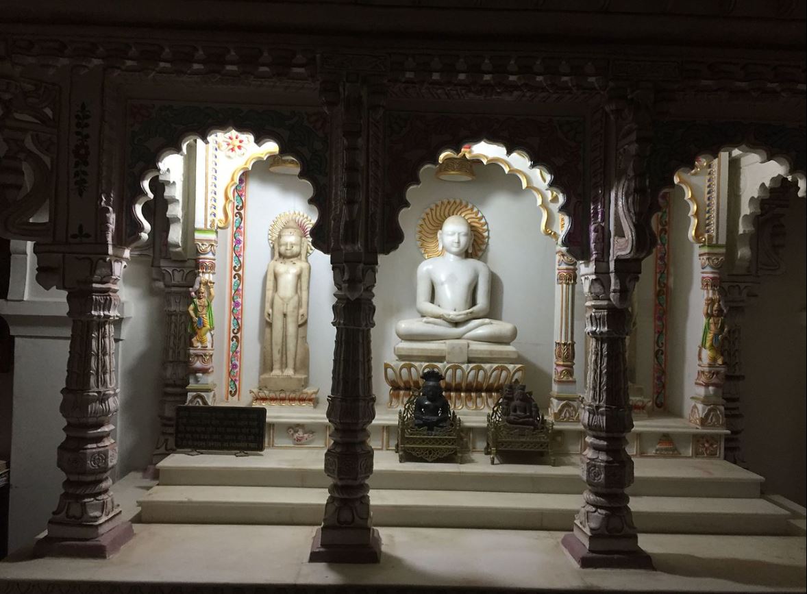 Shri Digamber Jain Chaudhari Mandir, Garhakota, District – Sagar (M.P.) image 1