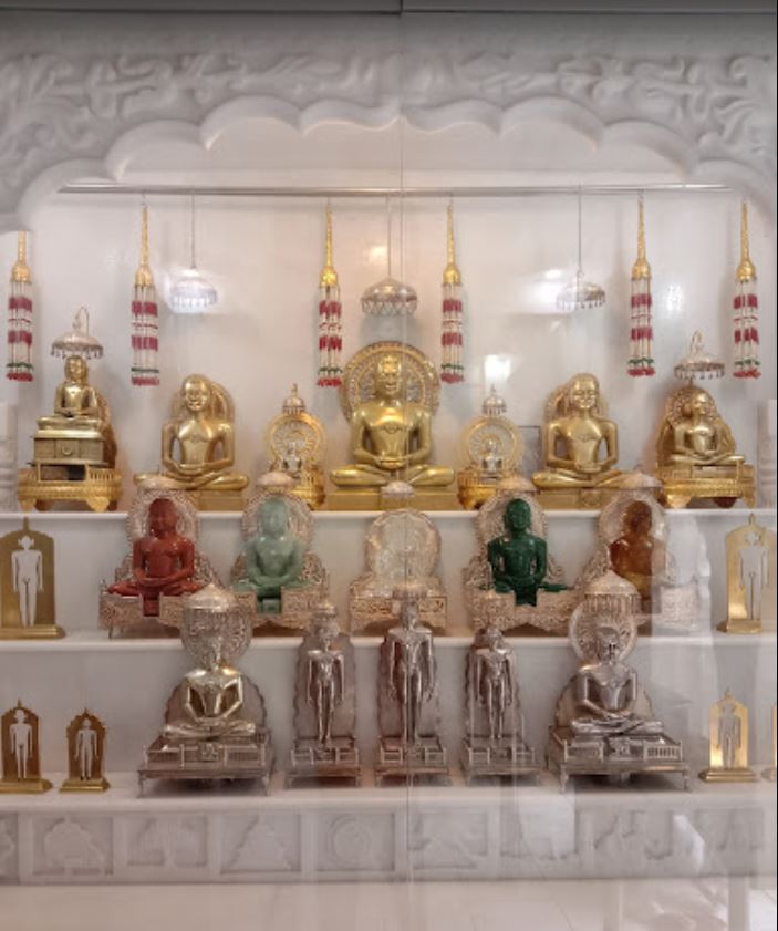 Shri Neminath Digamber Jain Naya Mandir, Khaniyadhana, District - Shivpuri (M.P.) image 1