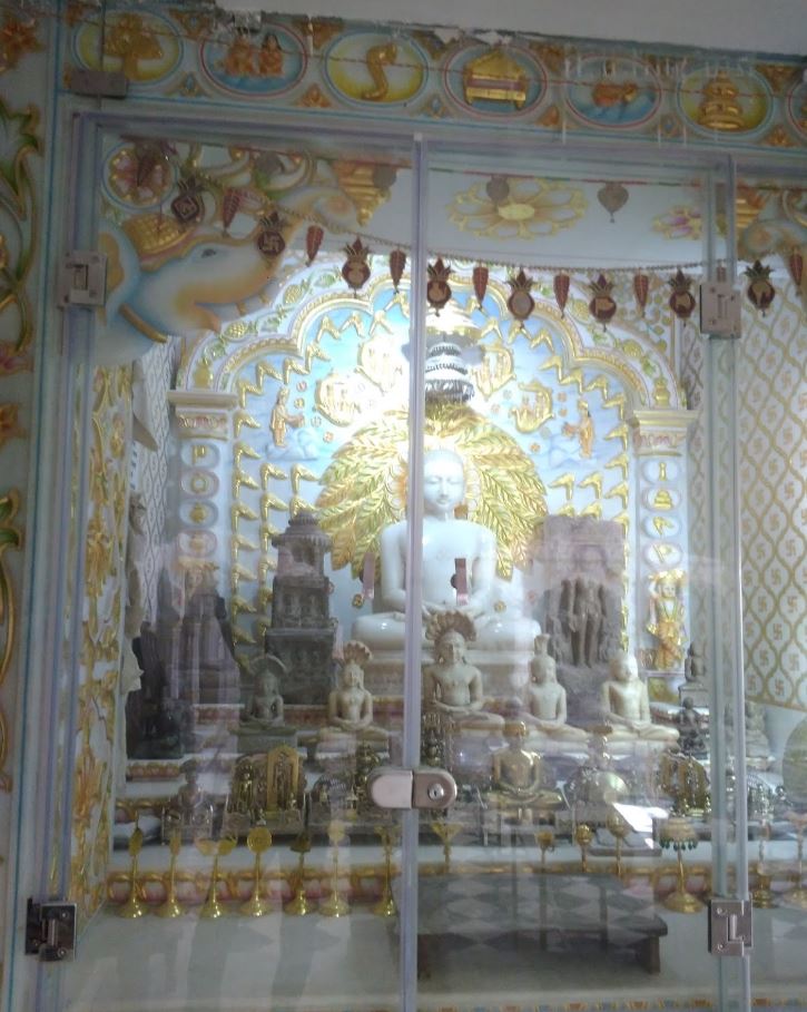 Shri Digamber Jain Mandir, Kolaras, District - Shivpuri (M.P.) image 2