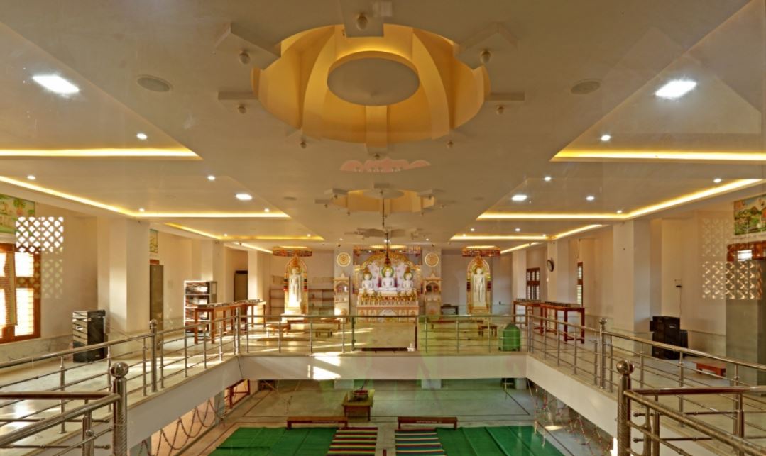 Shri 1008 Shantinath Kund Kund Kahan Digamber Jain Mandir, Gourjhamar, District - Sagar (M.P.) image 3