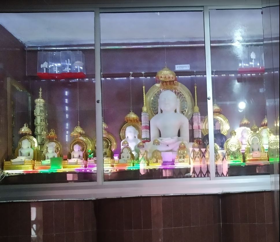 Shri Digamber Jain Mandir, Dhana, District - Sagar (M.P.) image 1