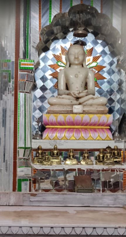 Shri Digamber Jain Mandir, Hata, District-Tikamgarh (M.P.) image 5