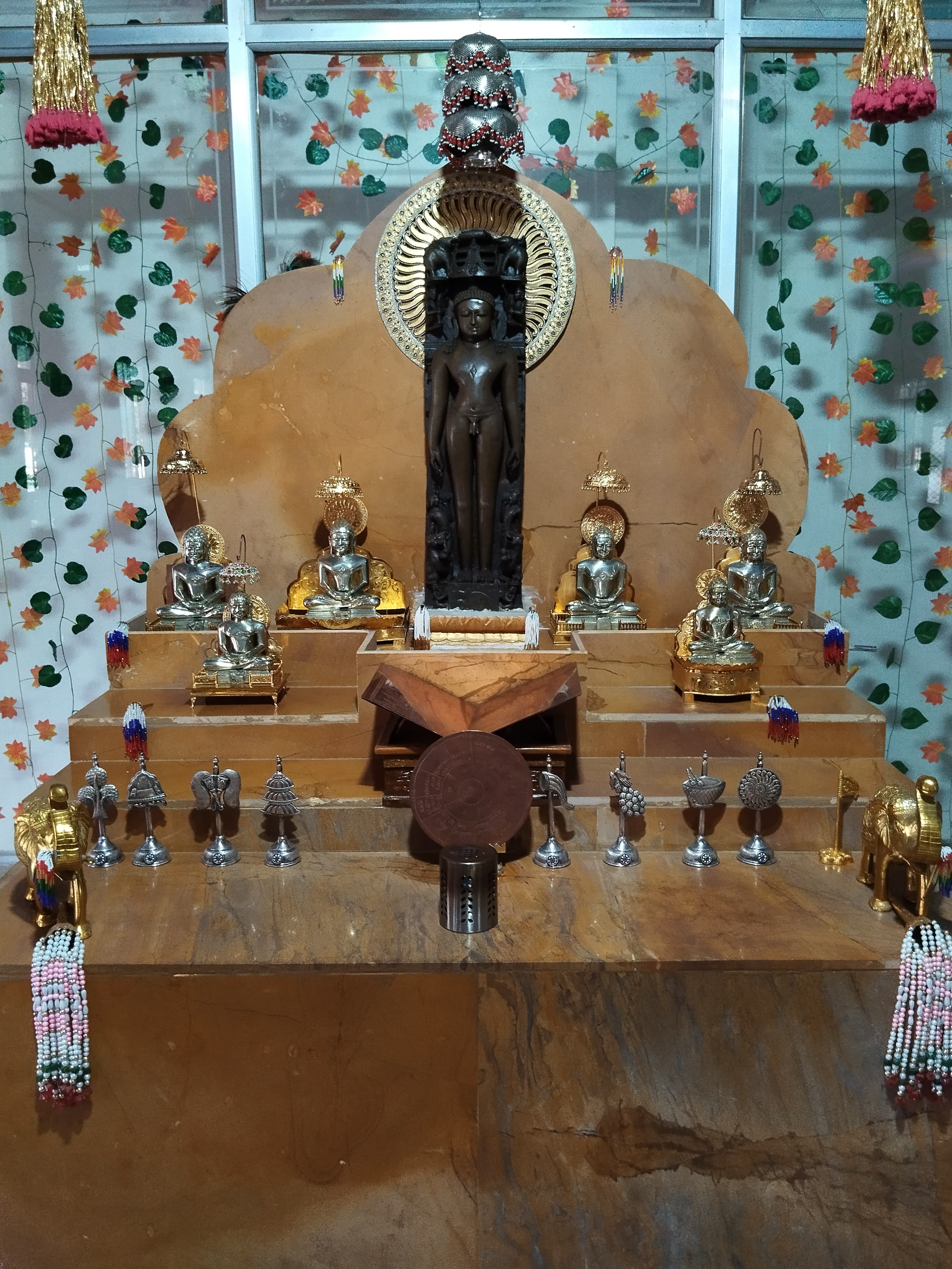 Shri Digamber Jain Mandir, Dayodaya Tirth, Tilwara Ghat, Jabalpur (M.P.) main image