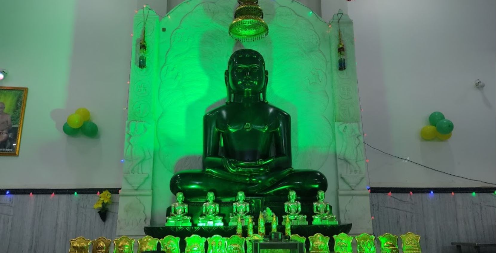 Shri 1008 Parshvnath Digamber Jain Mandir, 77-B, Vidhya Palace, Indore (M.P.) image 4