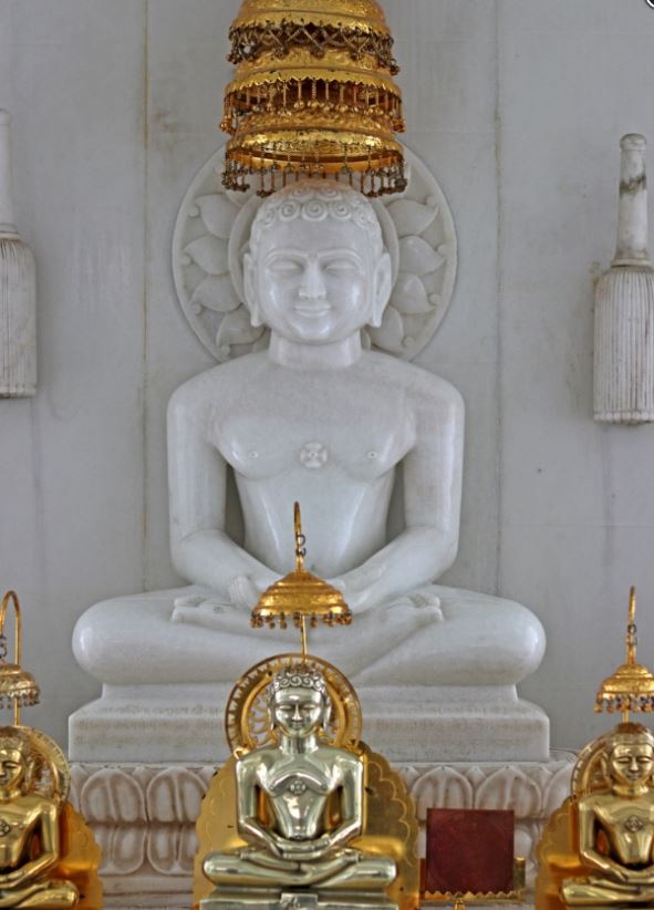 Shri 1008 Digamber Jain Simandhar Jin Chaitalaya Gyan Mandir, Katra Bazar, Tikamgarh (M.P.) image 5