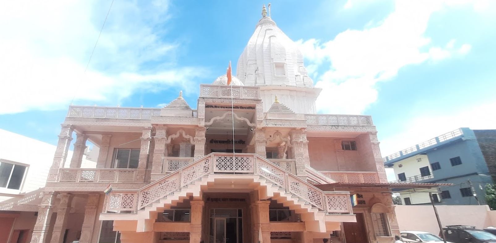 Shri Panchbalyati Digamber Jain Mandir, Aron, District - Guna (Madhya Pradesh) image 1