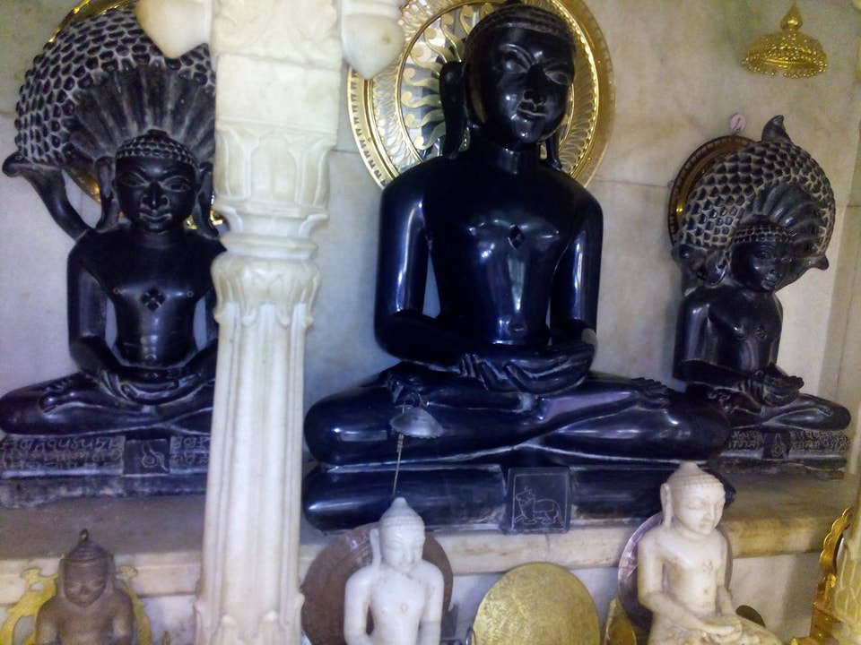 Shri Parshvnath Digamber Jain Mandir, Pidaruwa, District - Sagar (Madhya Pradesh) thumbnail 4