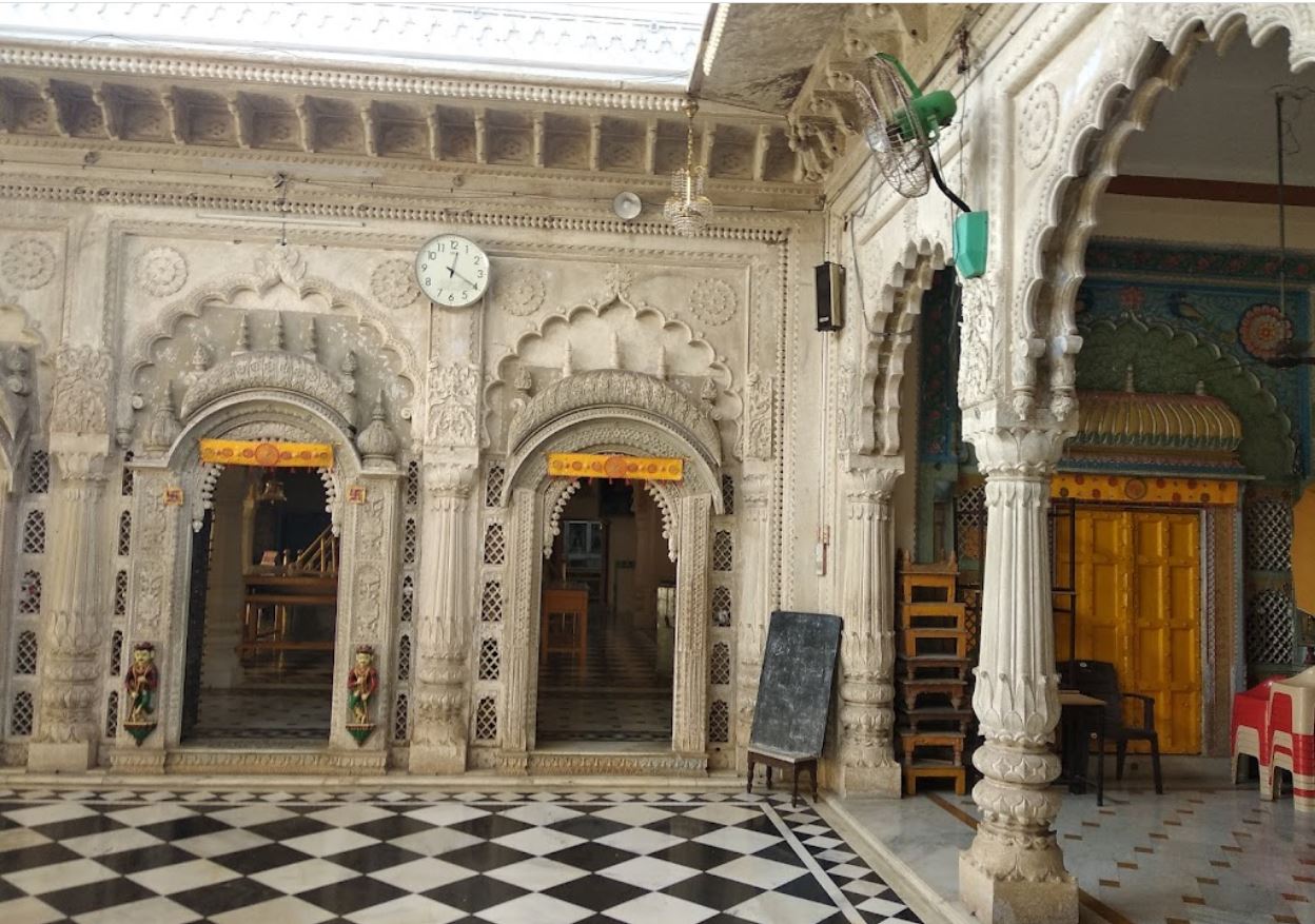 Shri 1008 Parshvnath Digamber Jain Khandelwal Panchayati Naya Mandir, Dana Oli, Lashkar, Gwalior (M.P.) image 2
