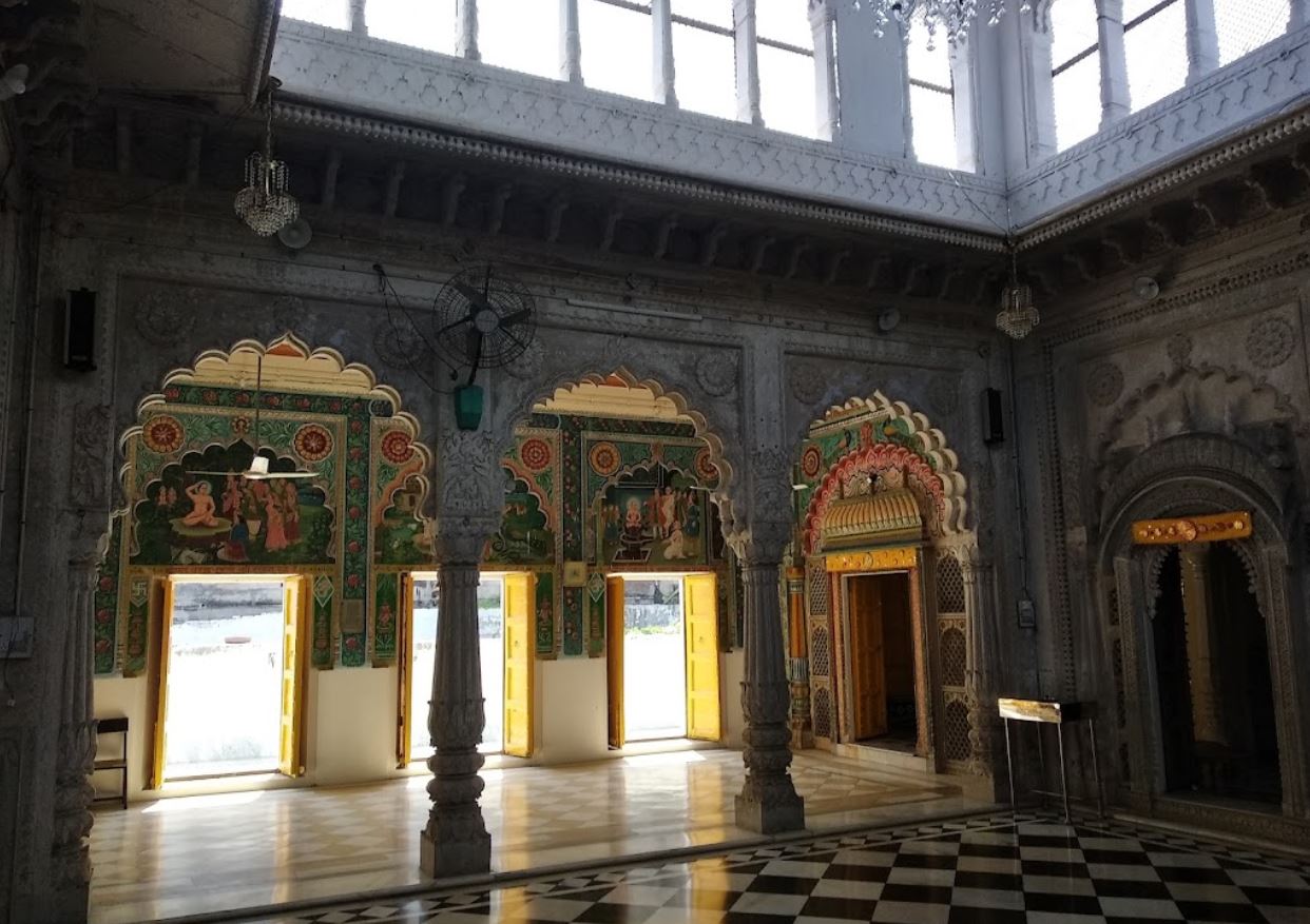 Shri 1008 Parshvnath Digamber Jain Khandelwal Panchayati Naya Mandir, Dana Oli, Lashkar, Gwalior (M.P.) image 5
