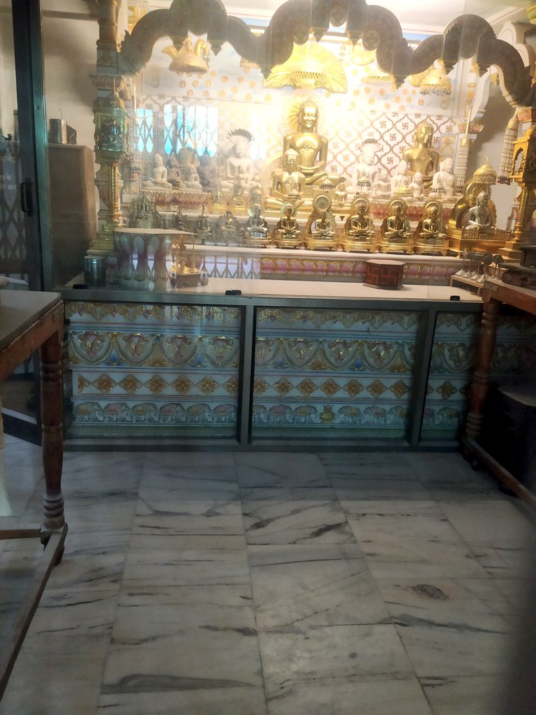 Shri Chintamani Parshvnath Digamber Jain Mandir, Deori, District - Sagar (Madhya Pradesh) main image