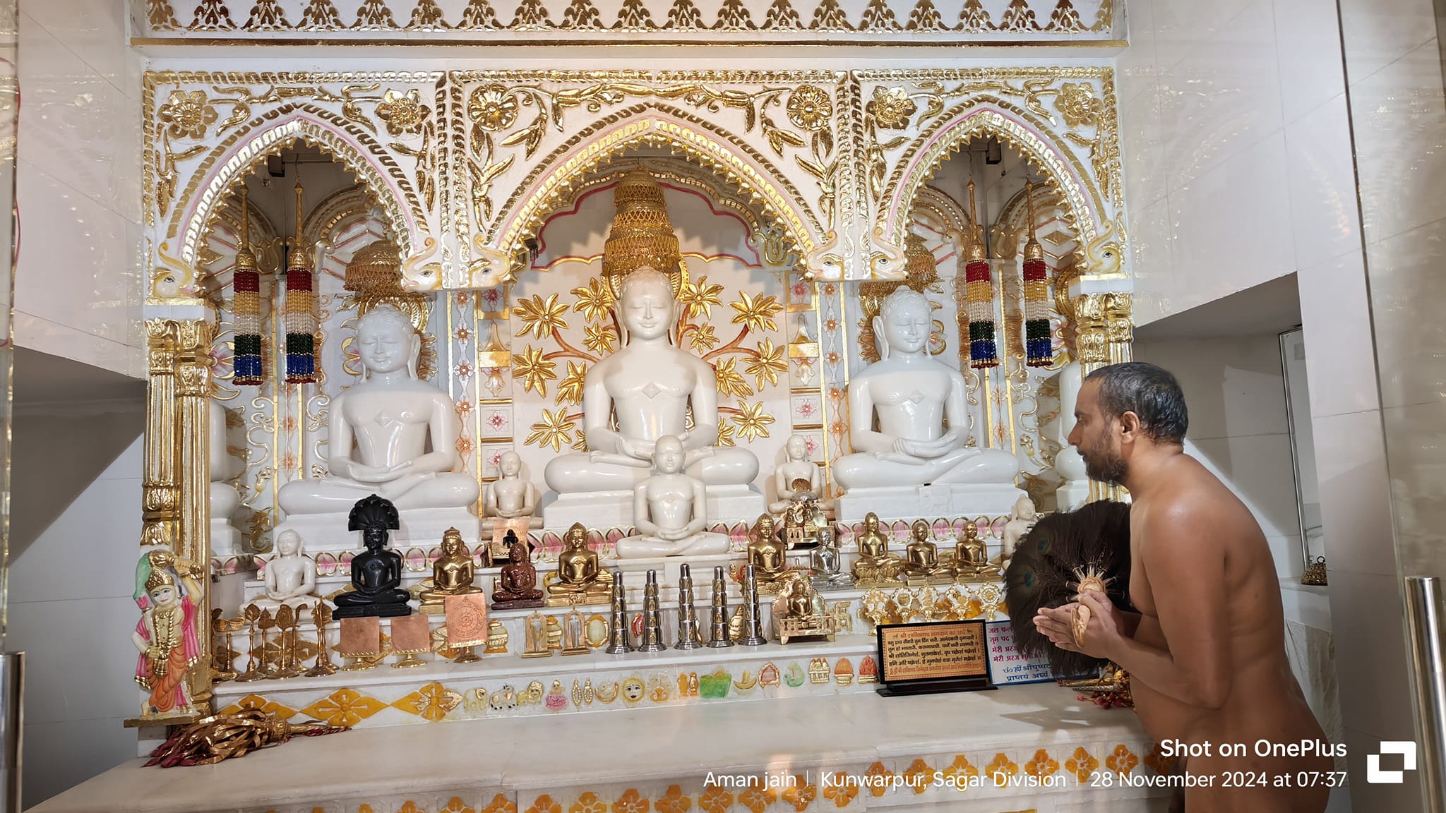 Shri Panchbalyati Tirthankar Digambar Jain Mandir, Kunwarpur, District - Panna (M.P.) image 10