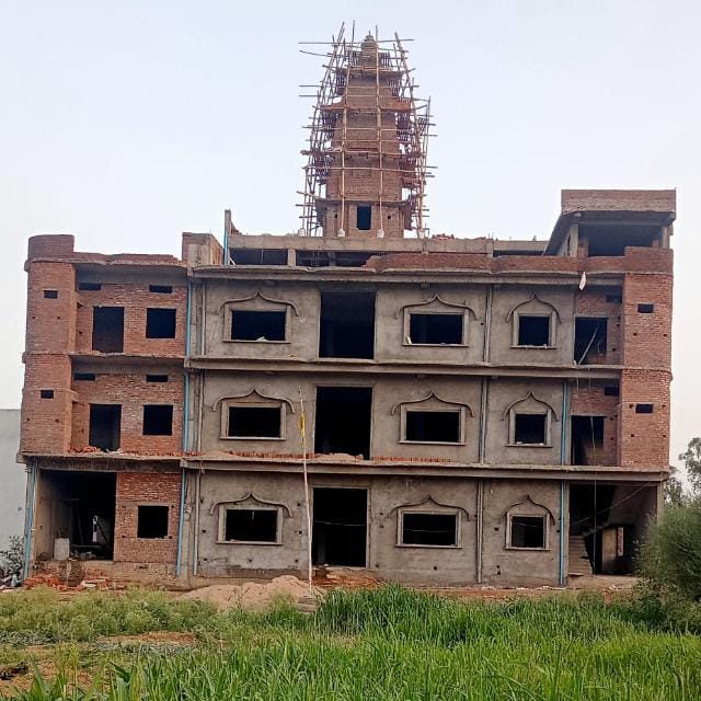 Nirmanadhin Digamber Jain Rishabh Kripa Mandir, Esagarh Road, Near Urmila Agro, Ashoknagar (M.P.) image 1