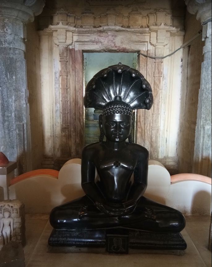 Shri 1008 Parshvnath Digamber Jain Mandir, Pavagarh Siddh Kshetra, Pavagarh, District-Panchmahal (Gujarat) image 2