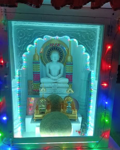 Shri 1008 Parshvnath Digamber Jain Mandir, Karhad, District - Sagar (M.P.) image 1