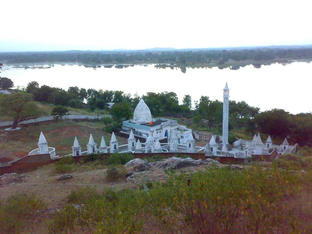 Shri Digamber Jain Atishaya Kshetra Parshvgiri Ji, Bhagwan, District - Chhatarpur (M.P.) main image