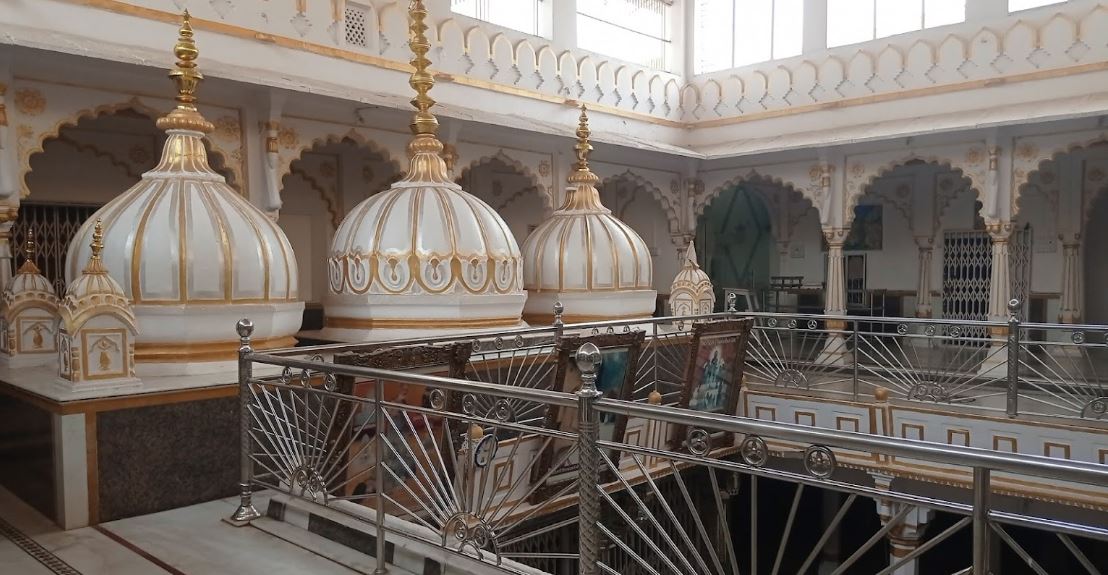 Shri 1008 Chandraprabh Jinalaya Digamber Jain Chota Mandir, Kathali Bazar, Sironj, District - Vidisha (M.P.) image 2