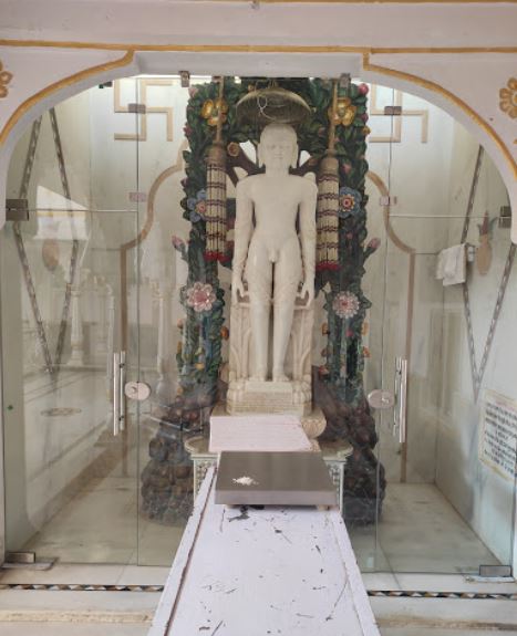Shri 1008 Chandraprabh Jinalaya Digamber Jain Chota Mandir, Kathali Bazar, Sironj, District - Vidisha (M.P.) image 4