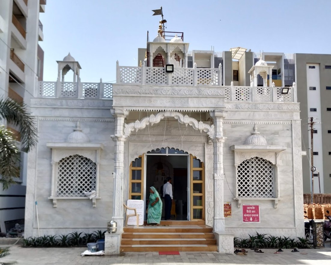 Shri 1008 Mahaveer Digamber Jain Mandir, Leeds Enclave, Airport Road, Indore (M.P.) thumbnail 2