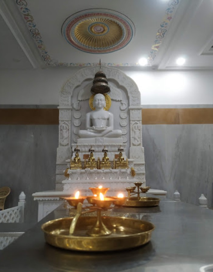 Shri 1008 Mahaveer Digamber Jain Mandir, Leeds Enclave, Airport Road, Indore (M.P.) thumbnail 3