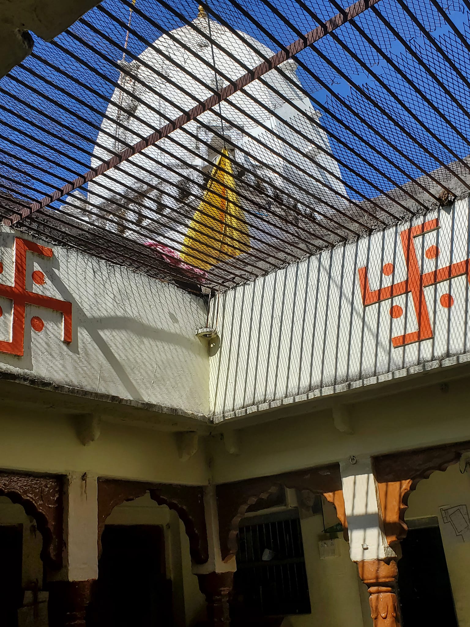 Shri 1008 Adinath Digamber Jain Mandir, Dharnawada, District - Guna (M.P.) thumbnail 5