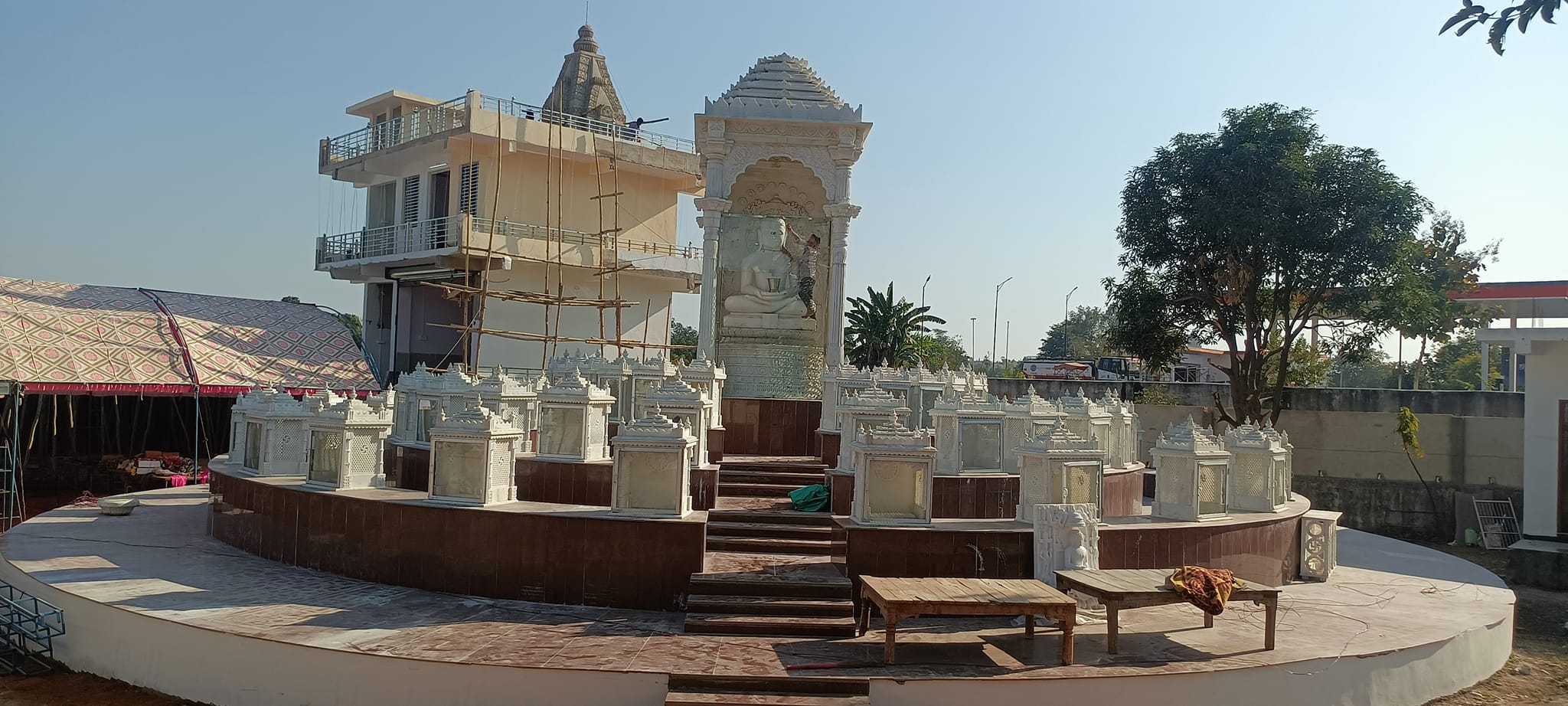 Shri Digamber Jain Mandir Sarvodaya Tirth, Madiya Khas, District - Niwari (M.P.) image 5