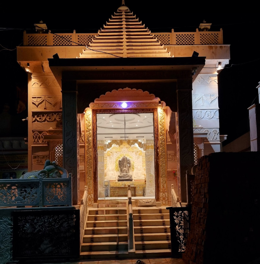 Shri 1008 Parshvnath Digamber Jain Mandir, Chotti Bazar, Chaurai, District - Chhindwara (M.P.) thumbnail 2