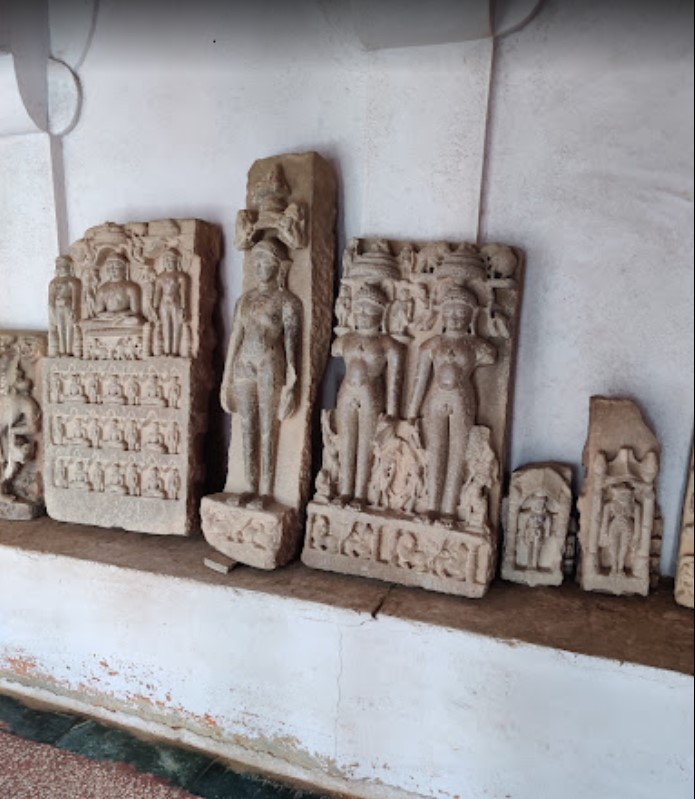 Shri Abhinandan Nath Digamber Jain Mandir, Gudar, District - Shivpuri (M.P.) image 3
