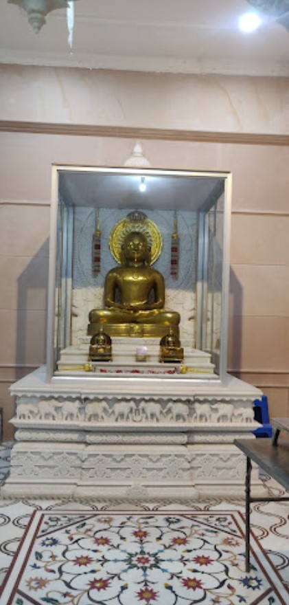 Shri Digamber Jain Nasiya Ji Mandir, Teen Gulli, Damoh (M.P.) thumbnail 2