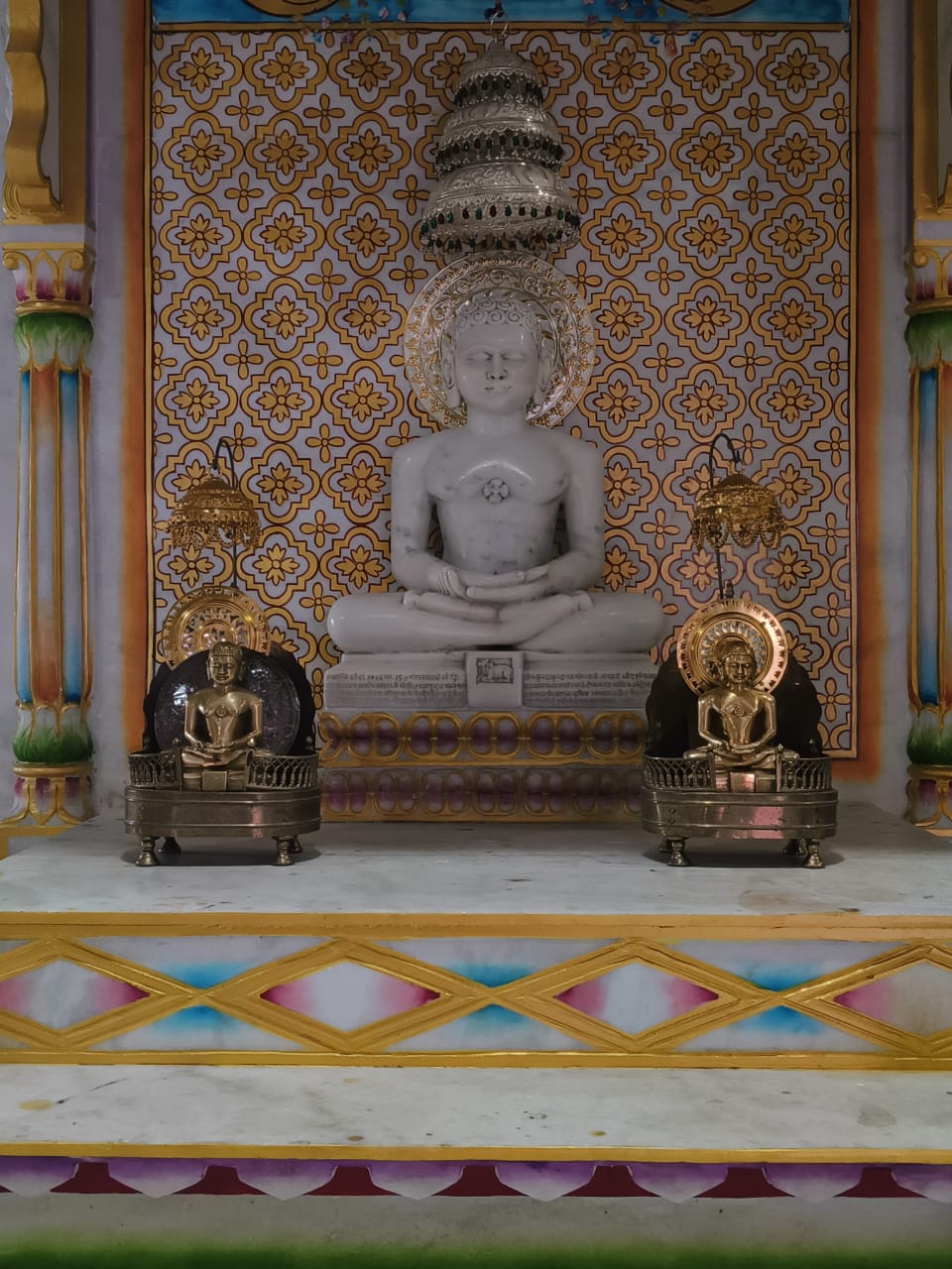 Shri 1008 Chandraprabhu Digamber Jain Mandir, Modi, District - Agar Malwa (M.P.) image 4