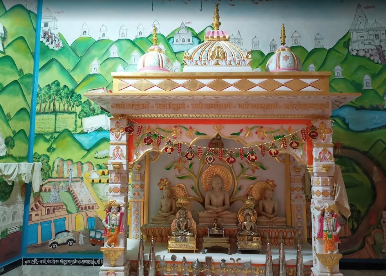 Shri 1008 Parshvnath Digamber Jain Mandir, Lar Ugad, District-Tikamgarh (M.P.) image 10