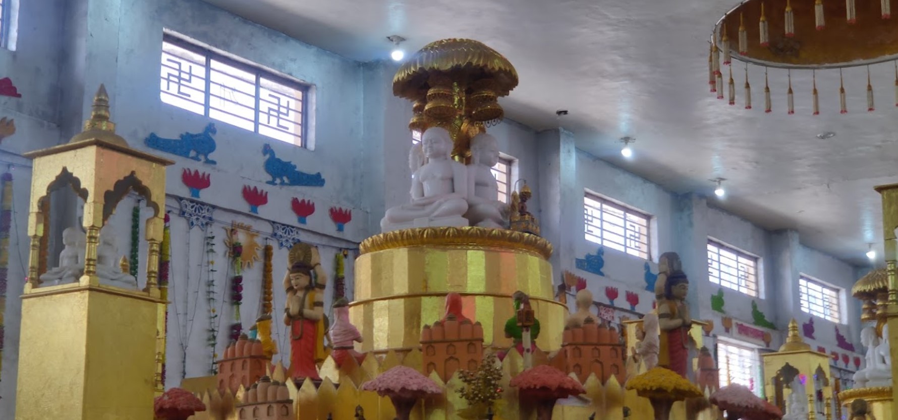Shri Choubis Samosharan Puja Bhakti Digamber Jain Tirth, Sonagiri, Sinawal, District - Datia (M.P.) image 3