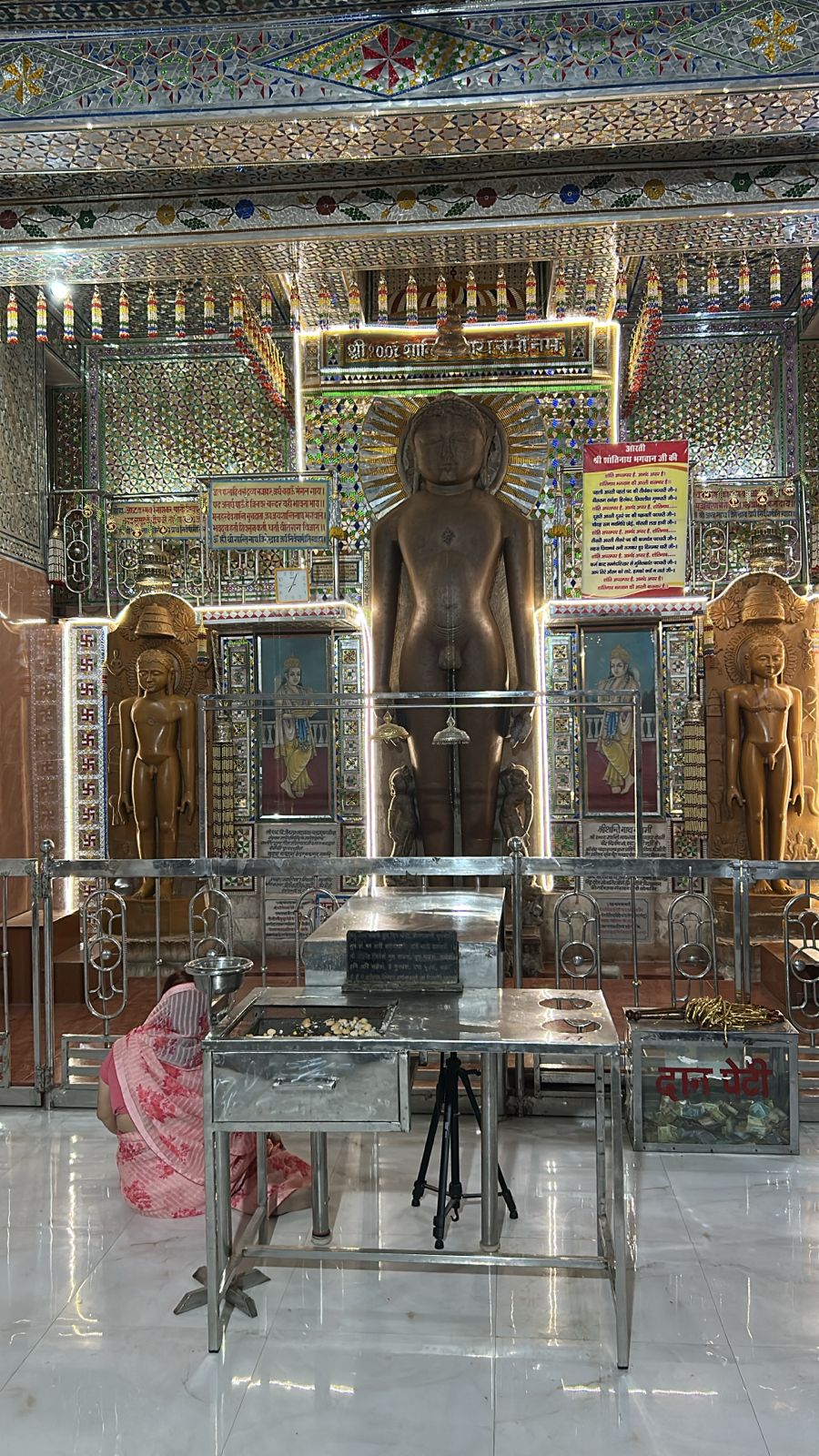 1008 Shri Manhardev Shantinath Digamber Jain Mandir, Talhati Mandir No. 8, Bhattarakji Kothi, Sonagiri, Sinawal, District - Datia (M.P.) image 3