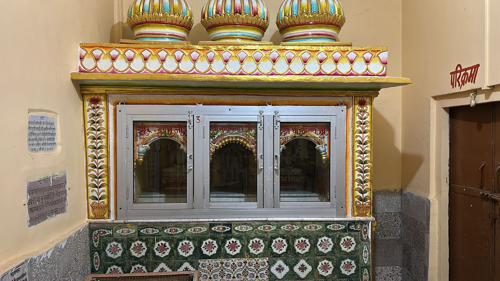1008 Shri Manhardev Shantinath Digamber Jain Mandir, Talhati Mandir No. 8, Bhattarakji Kothi, Sonagiri, Sinawal, District - Datia (M.P.) image 11