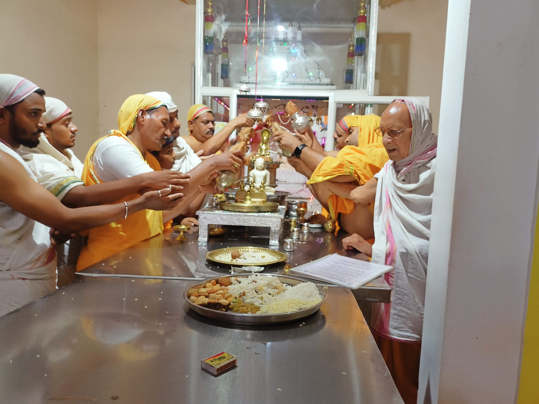 Shri Parshvnath Digamber Jain Mandir, Bareth, District - Vidisha (M.P.) image 2